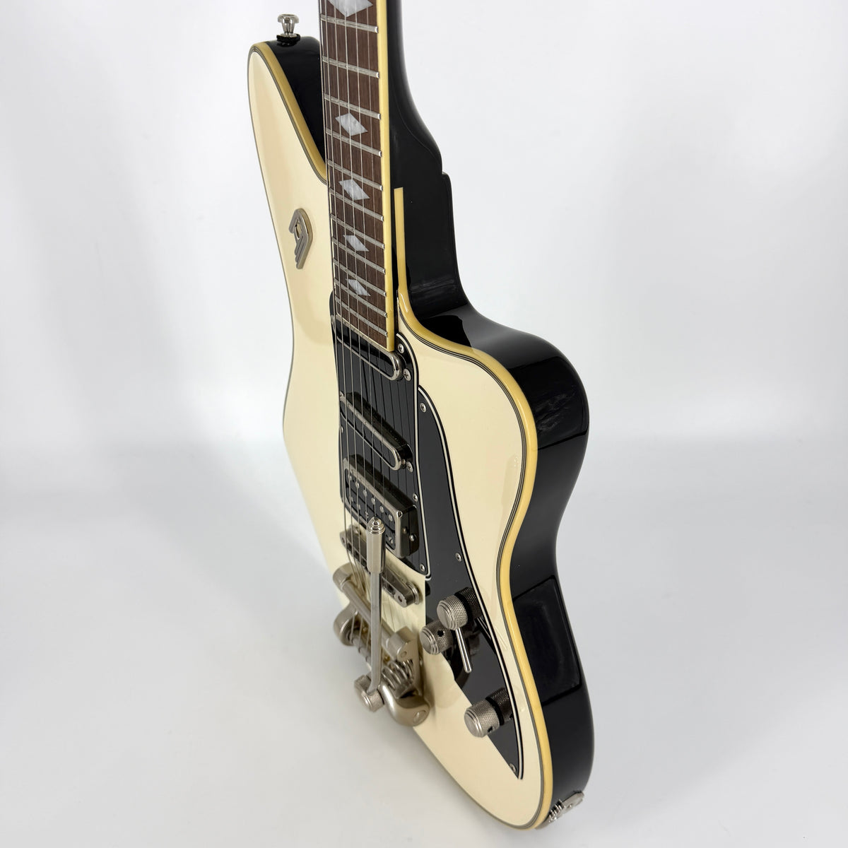 2022 Duesenberg Paloma - White