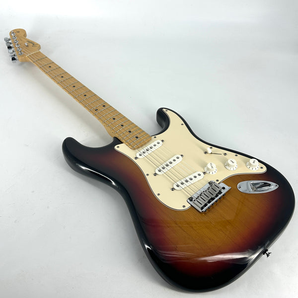 2003 Fender American Standard / Series Stratocaster – Sunburst