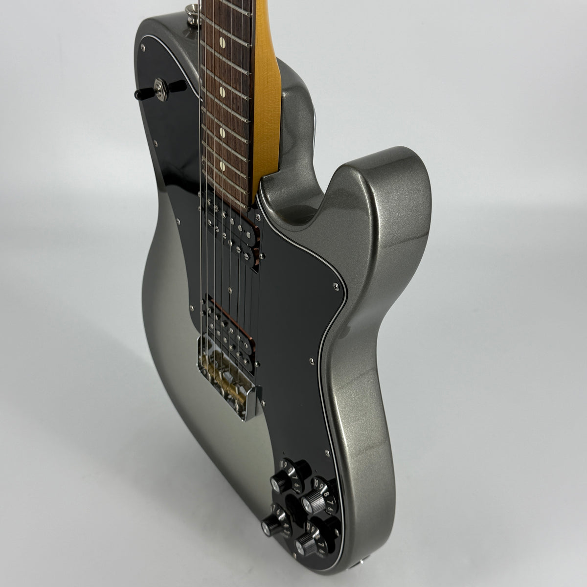 2021 Fender American Professional II Telecaster Deluxe – Mercury Silver