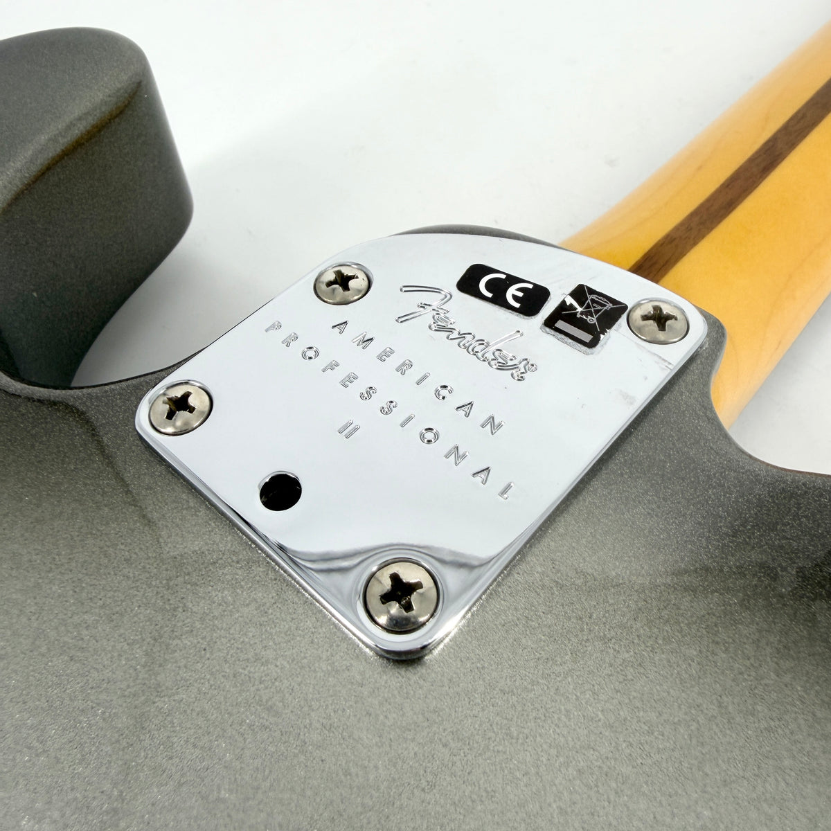2021 Fender American Professional II Telecaster Deluxe – Mercury Silver