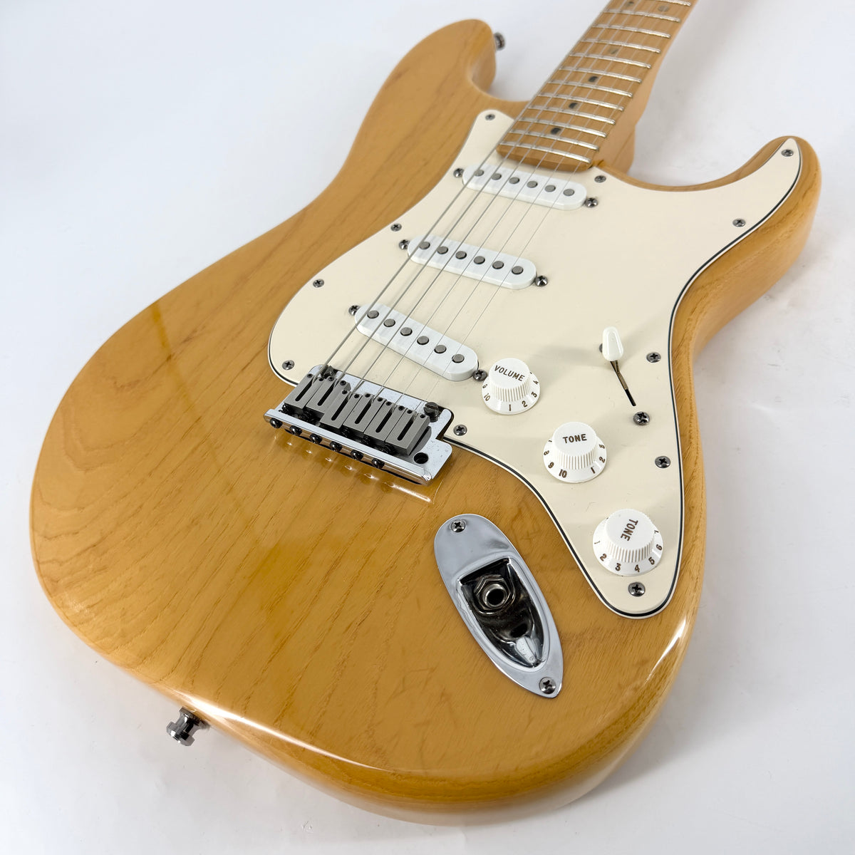 1999 Fender American Standard Stratocaster - Natural