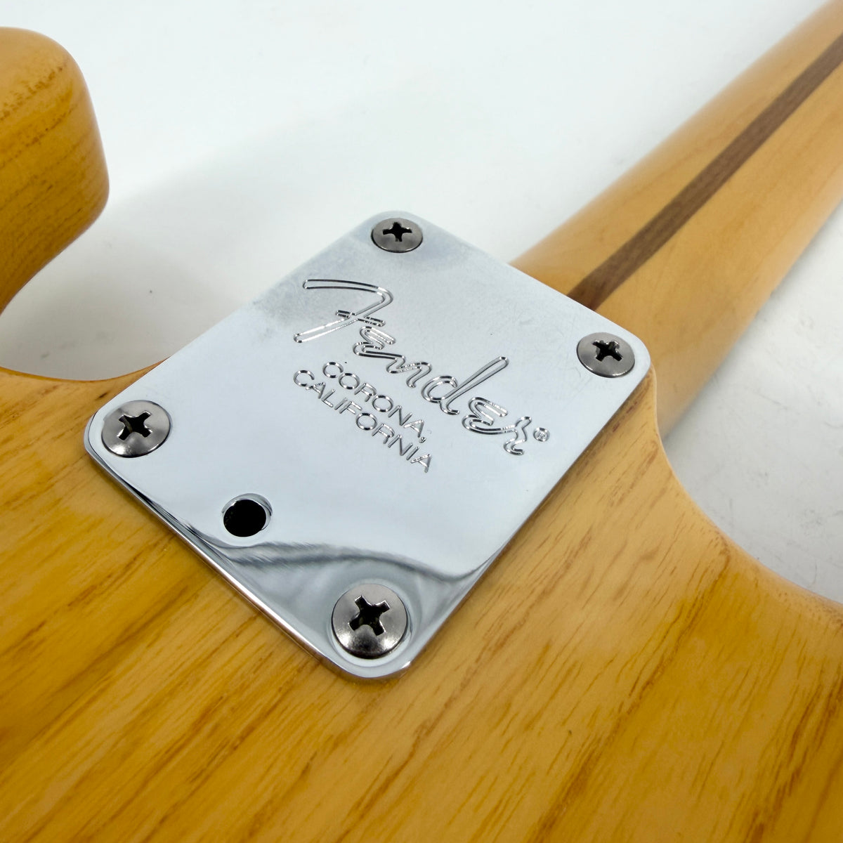 1999 Fender American Standard Stratocaster - Natural