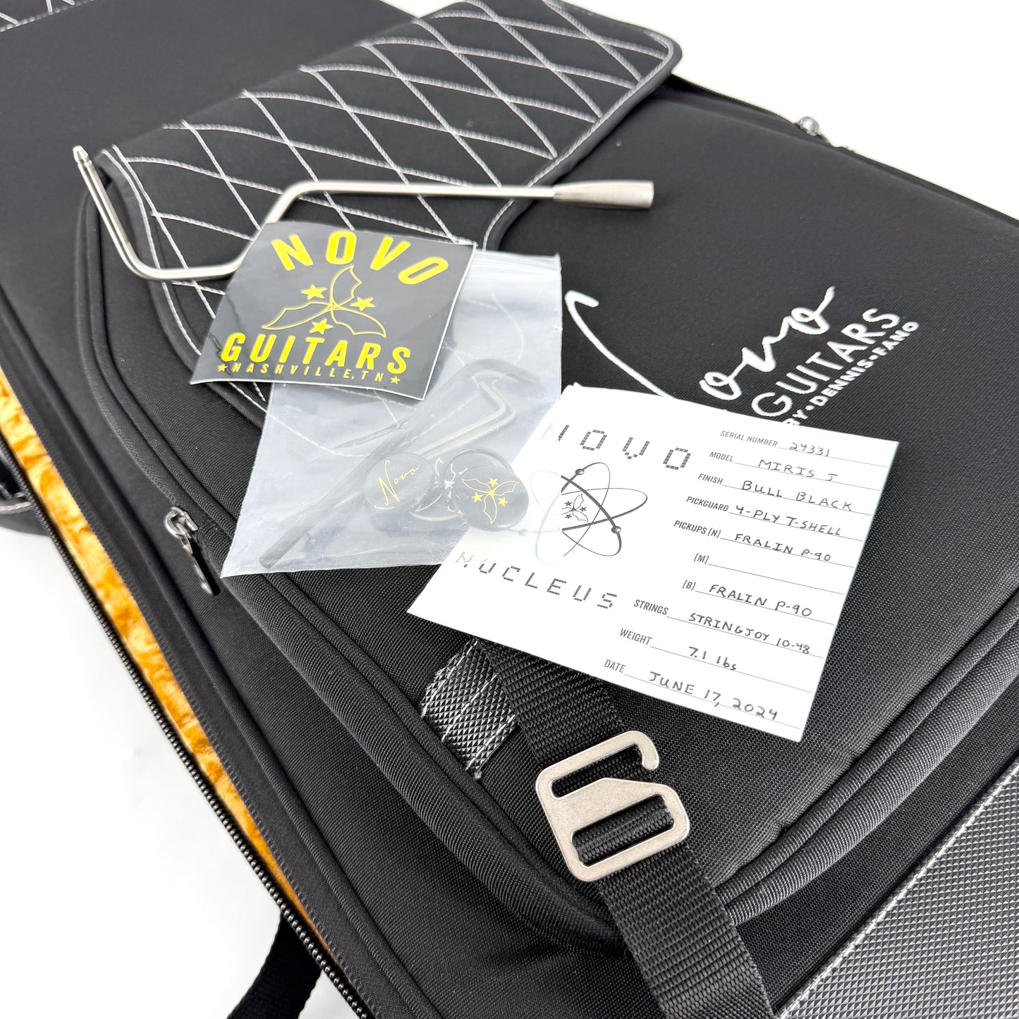 2024 Novo Miris J - Bull Black