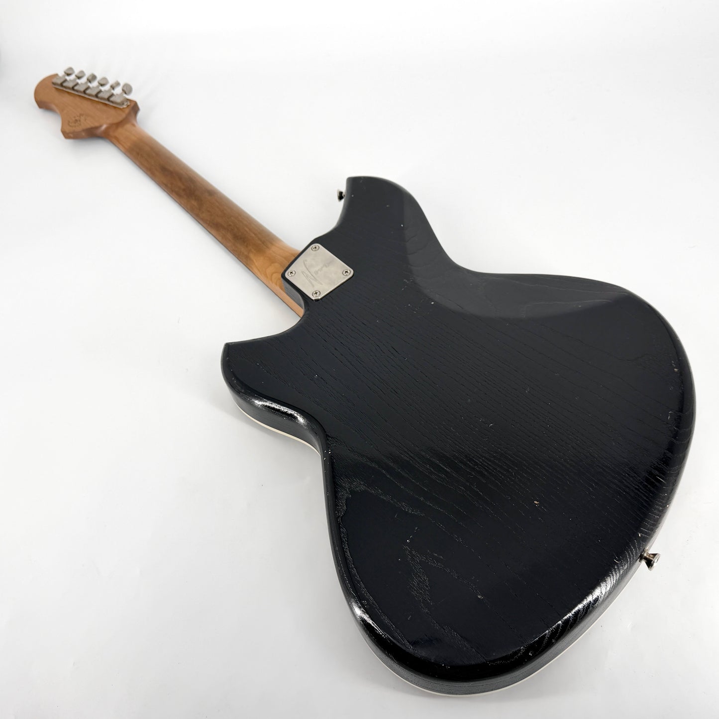 2024 Novo Miris J - Bull Black