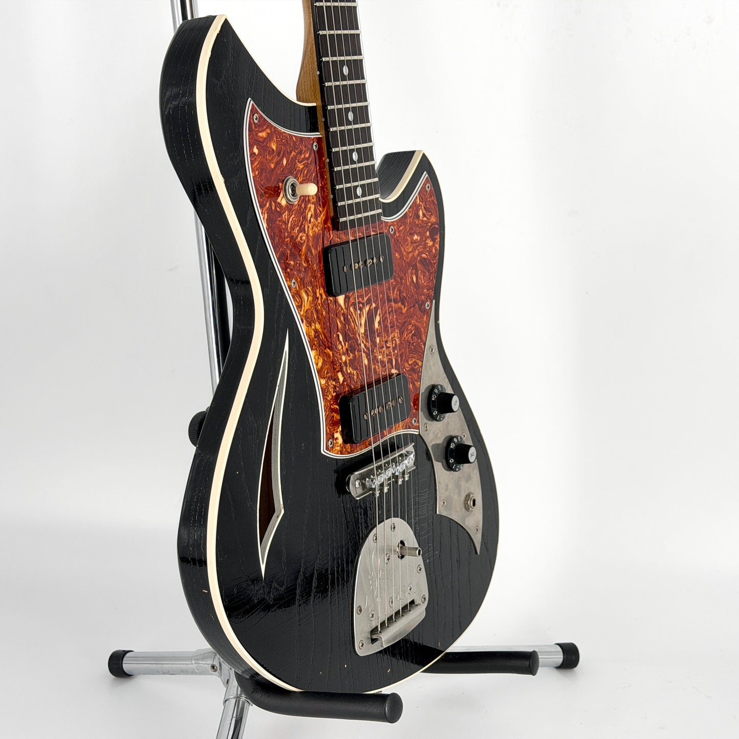 2024 Novo Miris J - Bull Black