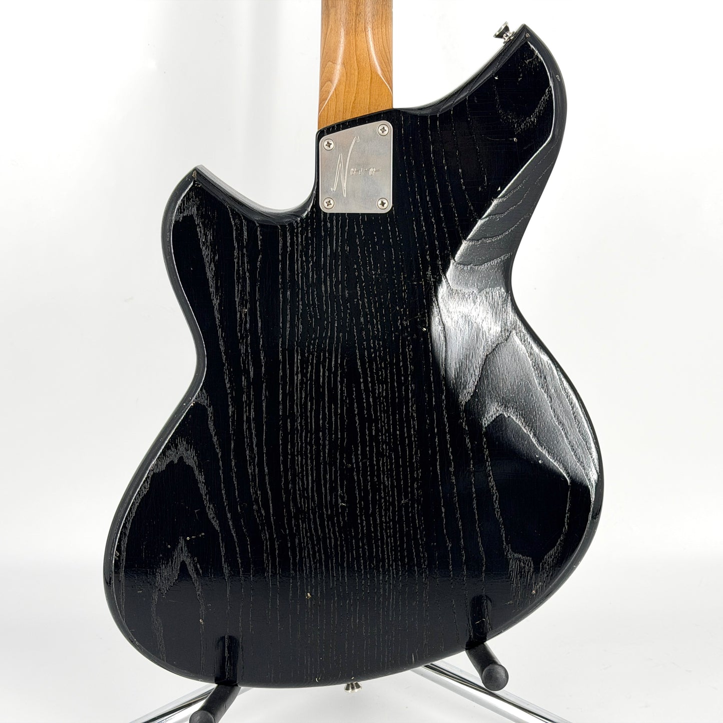 2024 Novo Miris J - Bull Black