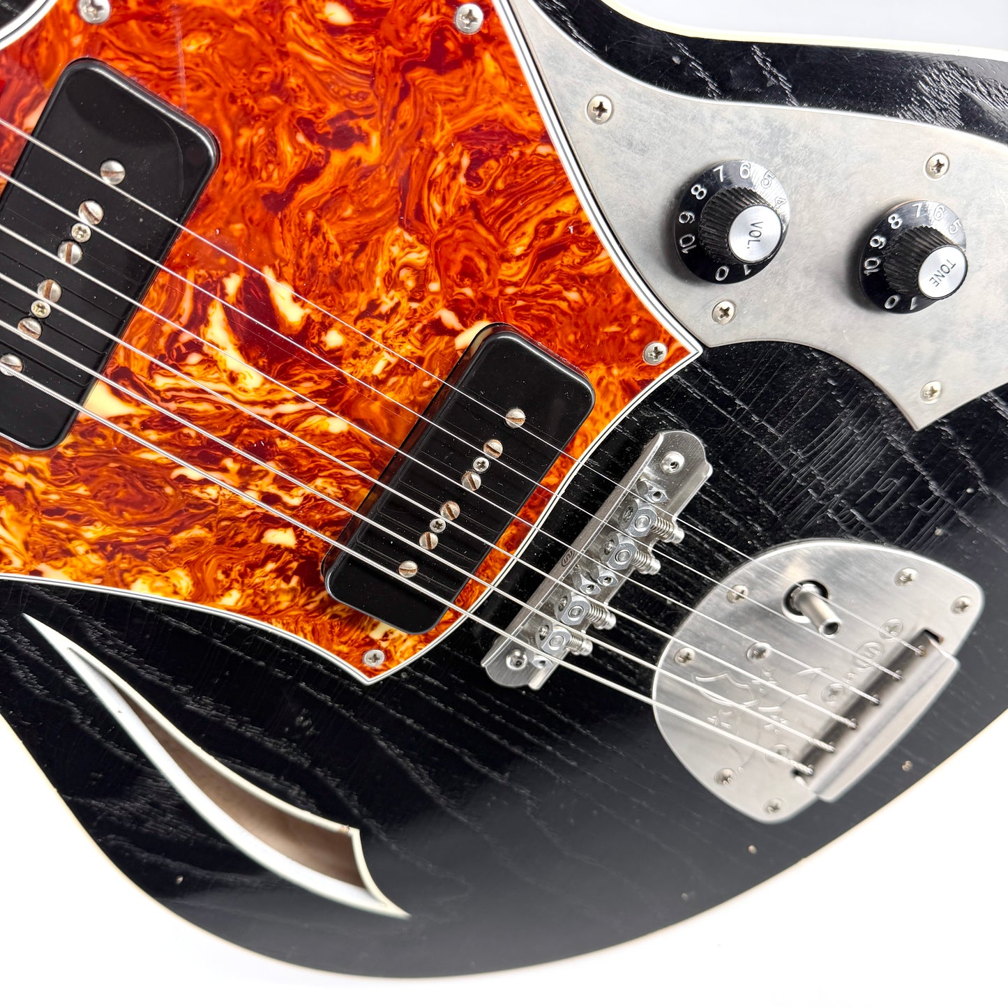 2024 Novo Miris J - Bull Black