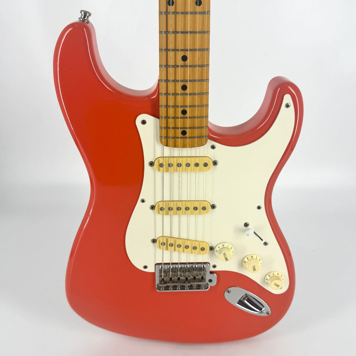 1991 Fender Squier Hank Marvin Japan Stratocaster – Fiesta Red