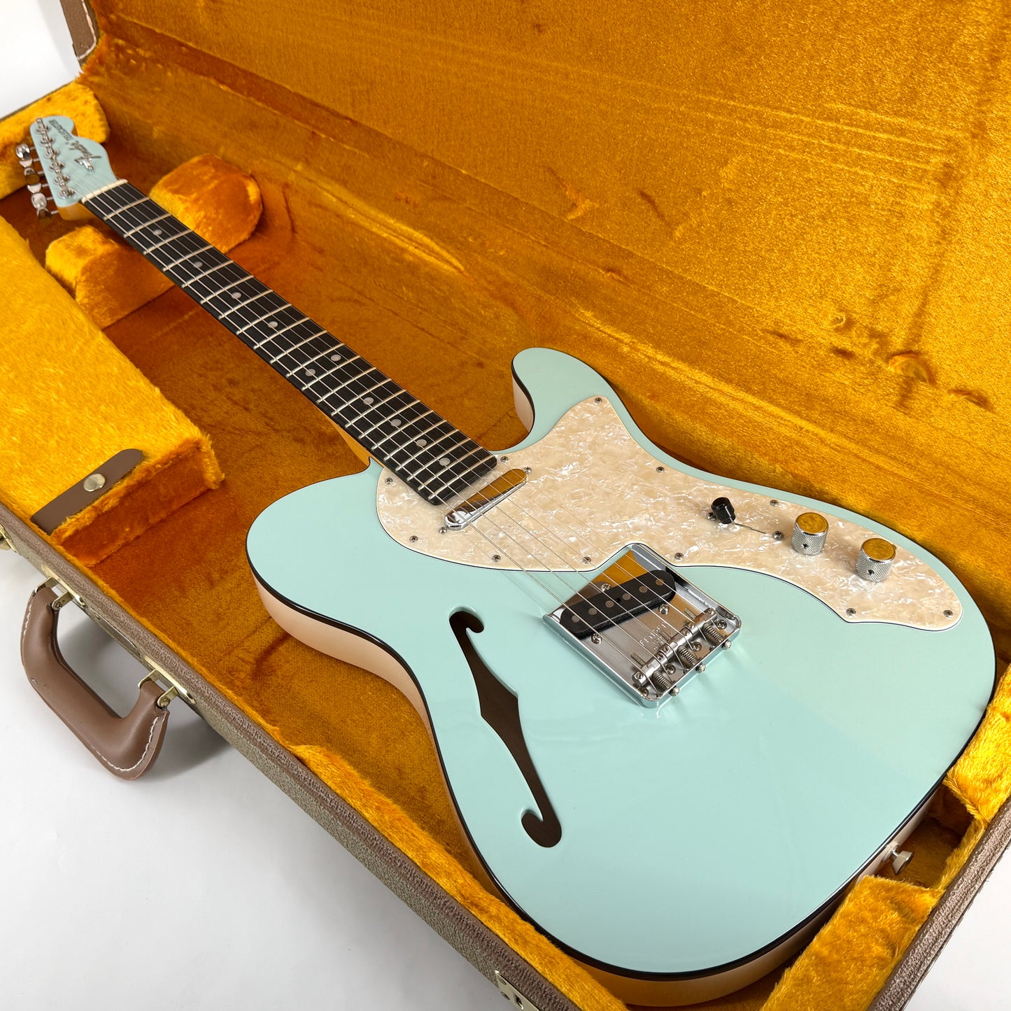 2019 Fender Limited Edition Two-Tone American Thinline Telecaster – Daphne Blue / White
