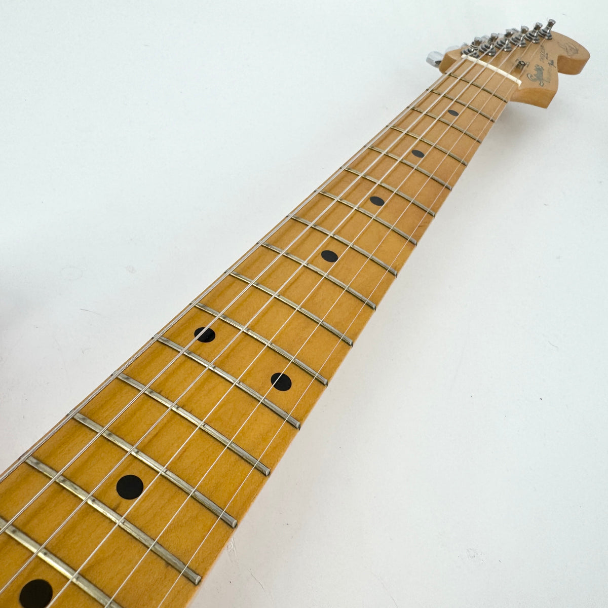 1991 Fender Squier Hank Marvin Japan Stratocaster – Fiesta Red