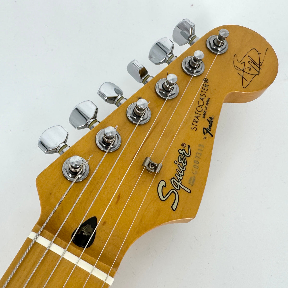 1991 Fender Squier Hank Marvin Japan Stratocaster – Fiesta Red