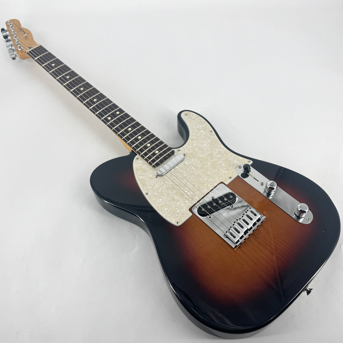 2025 Fender Player II Modified Telecaster – 3 Tone Sunburst