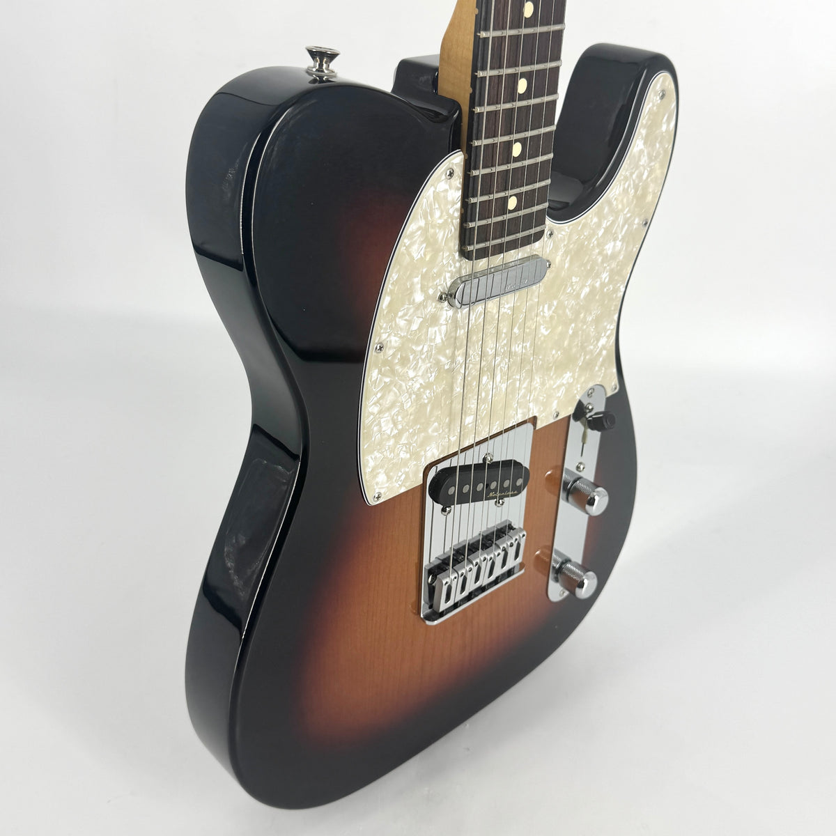2025 Fender Player II Modified Telecaster – 3 Tone Sunburst
