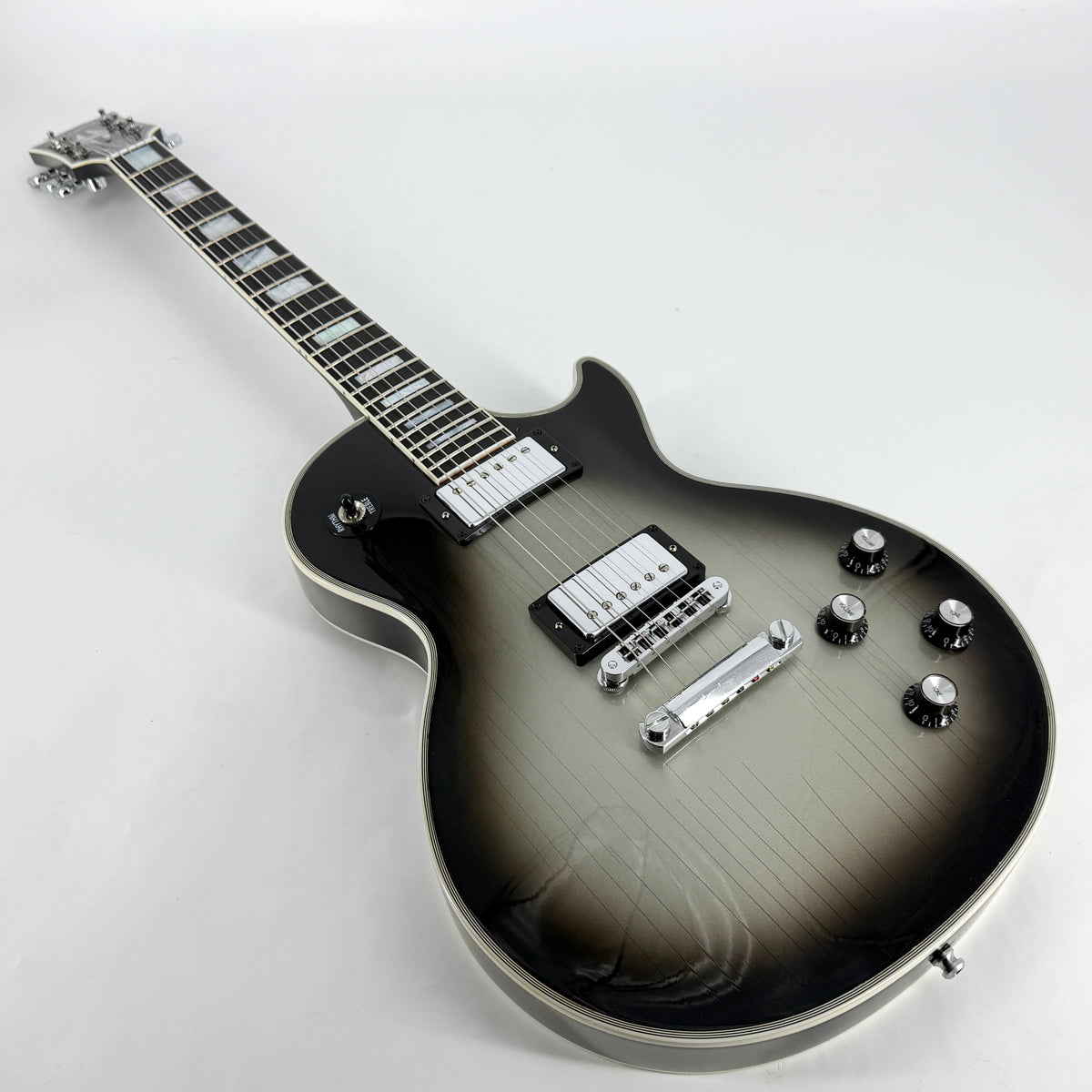 2018 Gibson Les Paul Custom - Silverburst