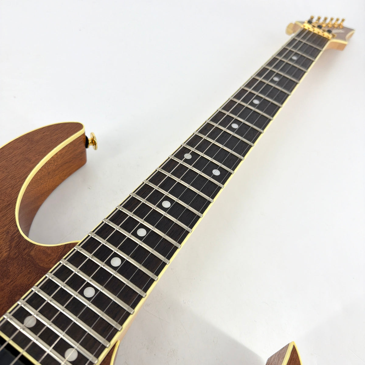 2018 Ibanez Prestige RG652BG-NTF – Natural Flat