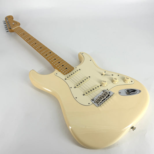 2016 Fender American Professional Stratocaster – Olympic White