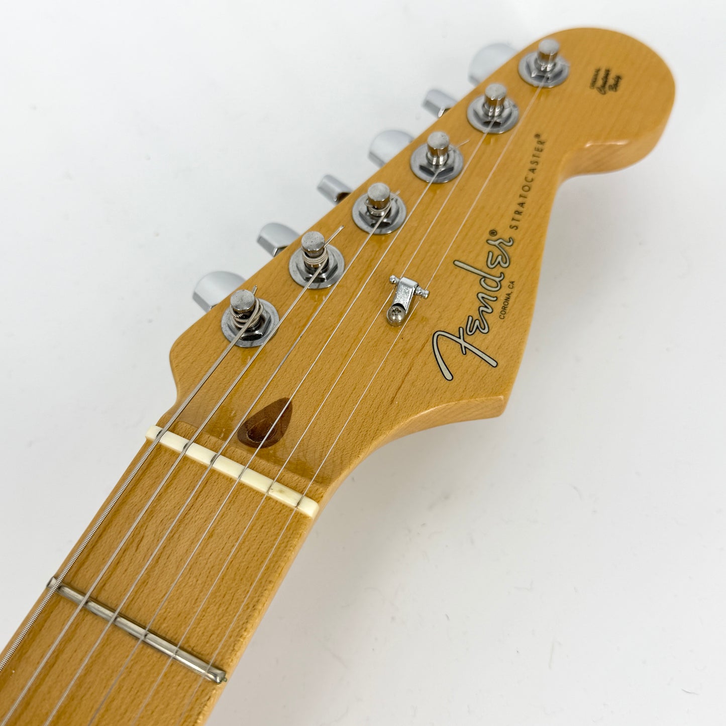 2016 Fender American Professional Stratocaster – Olympic White