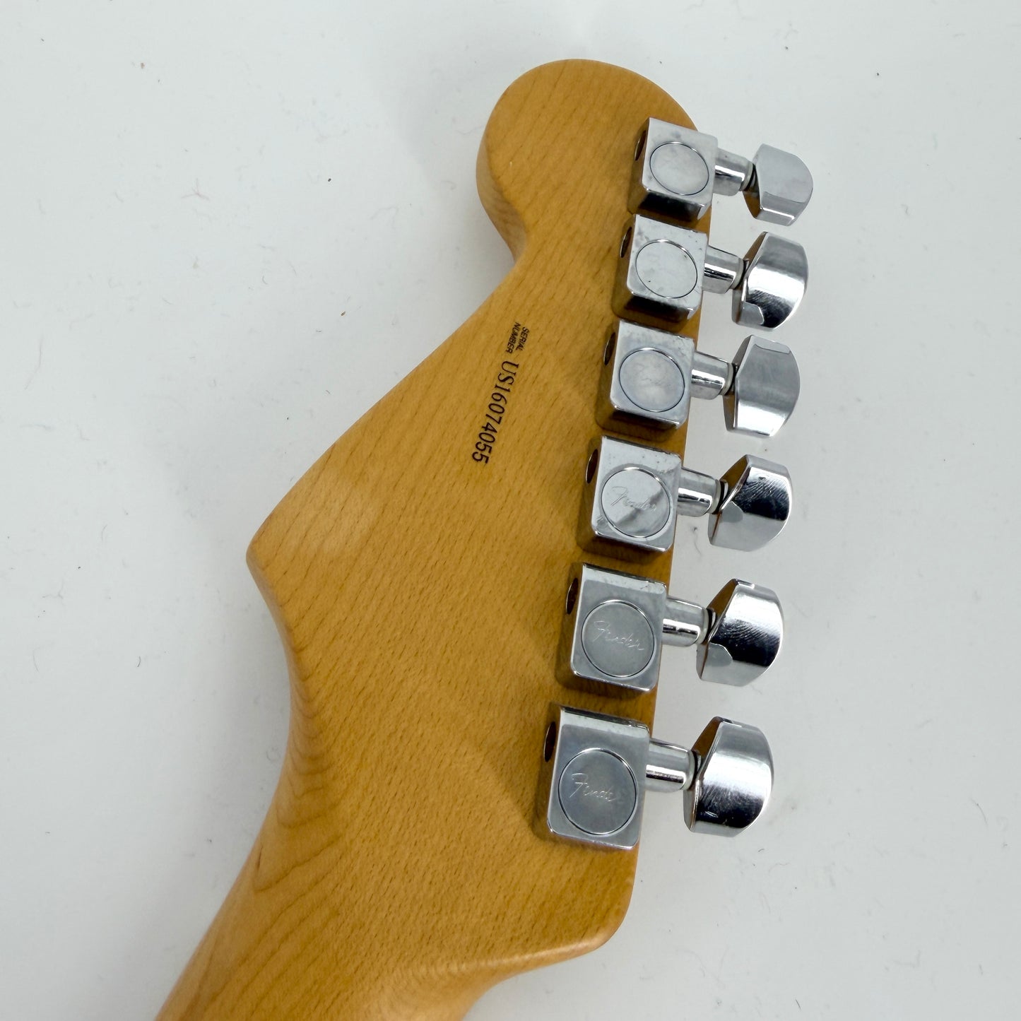 2016 Fender American Professional Stratocaster – Olympic White