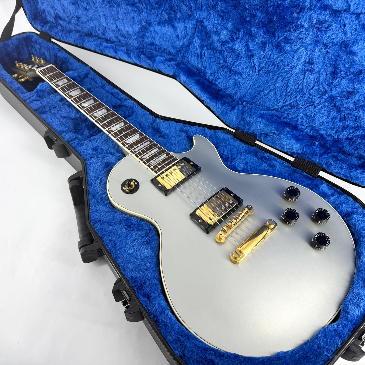 2002 Gibson Custom Shop Les Paul Standard – Silver