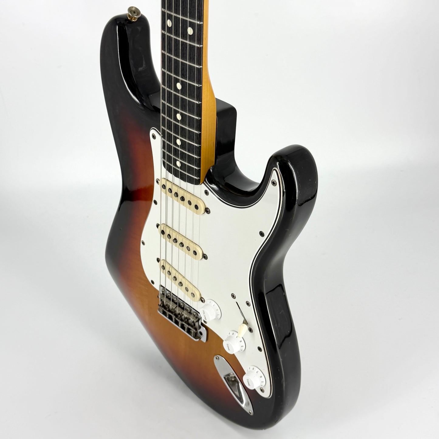 1984 Squier JV Stratocaster '62 Reissue – Sunburst