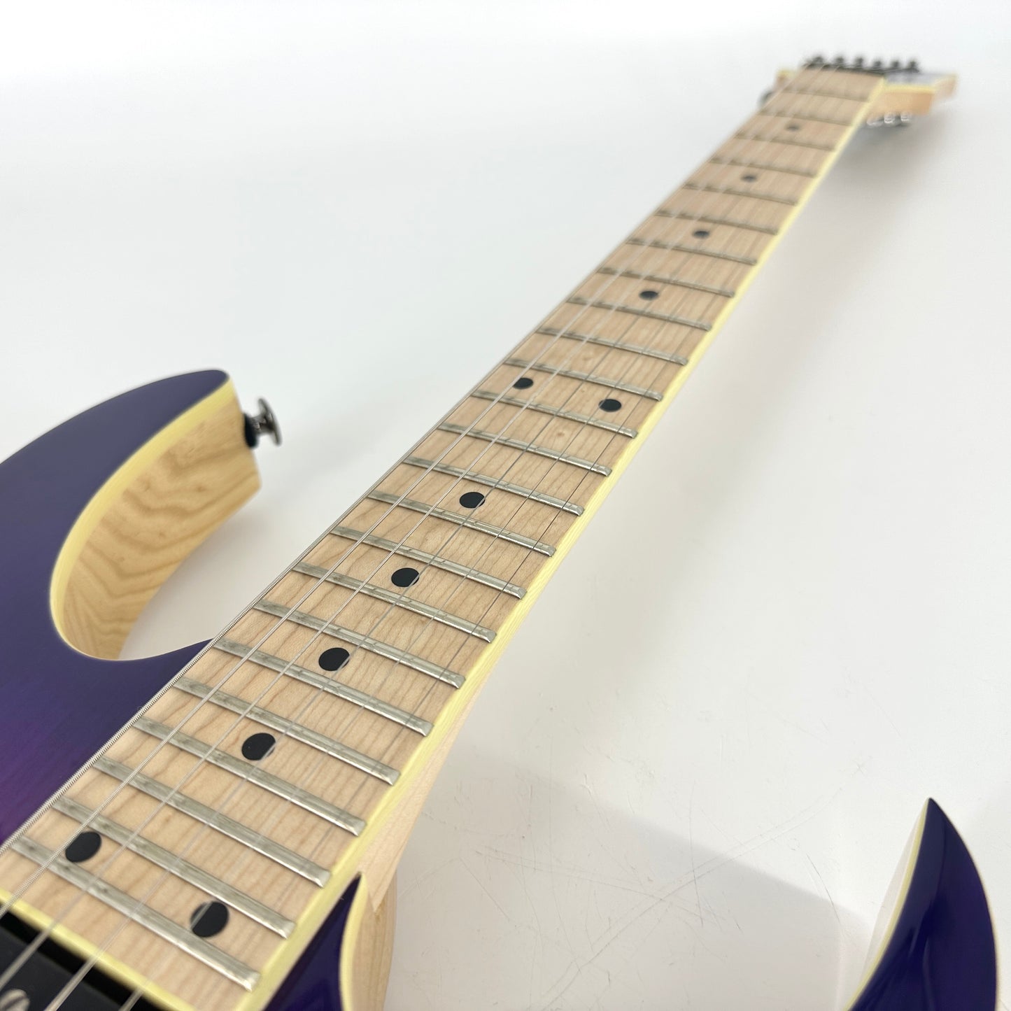 2022 Ibanez RG652AHMFX-RPB – RG Prestige – Royal Plumb Burst