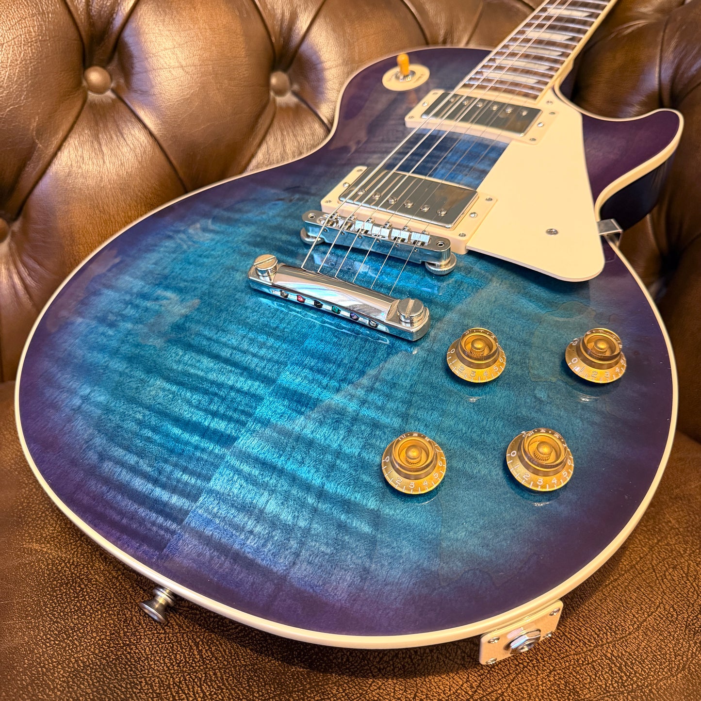 2023 Gibson Les Paul Standard 50s Figured Top – Blueberry Burst
