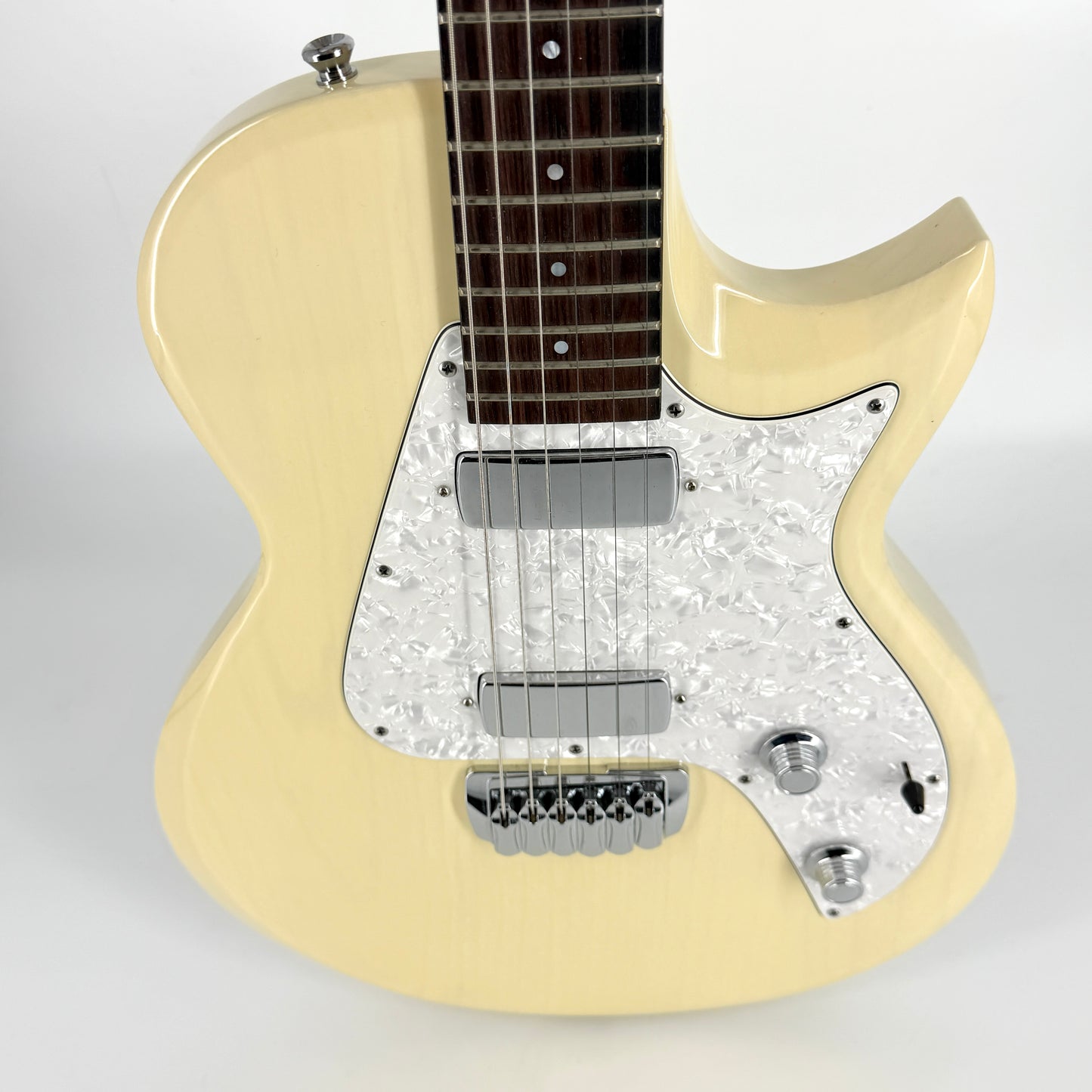 Taylor SB1-X Solidbody Classic – Trans White