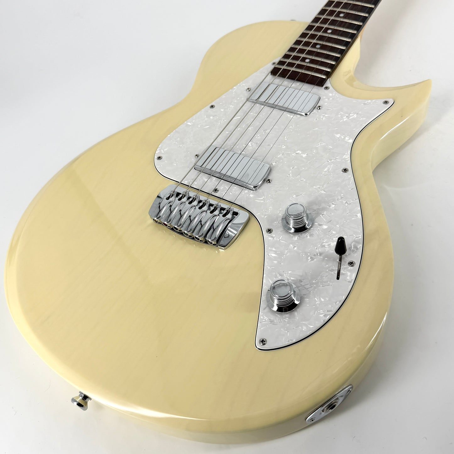Taylor SB1-X Solidbody Classic – Trans White