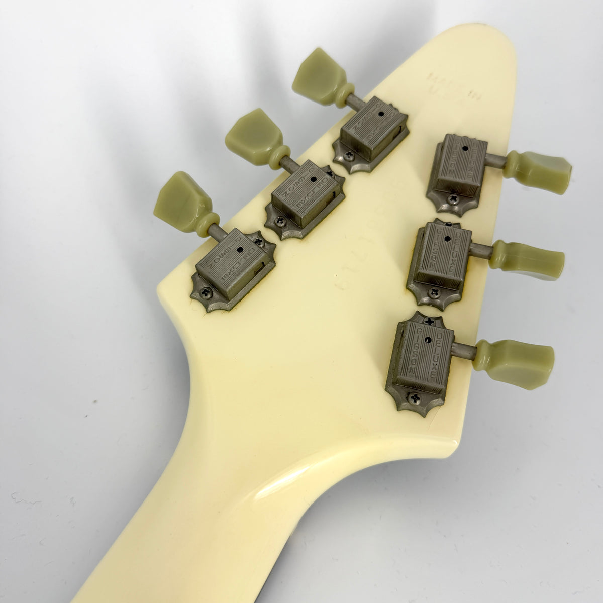 1991 Gibson Flying V ’67 Reissue – Alpine White