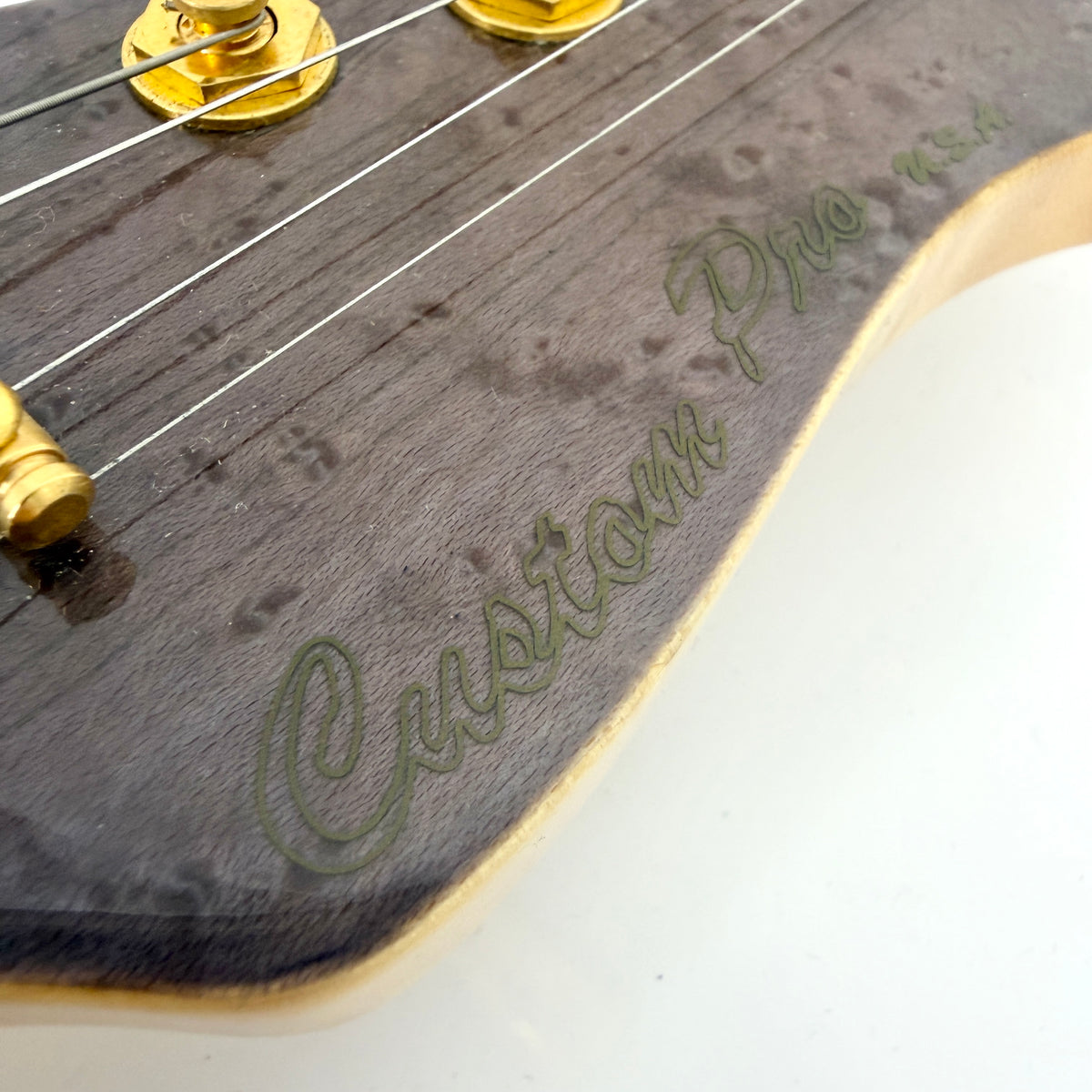 Valley Arts Custom Pro - Burgundy