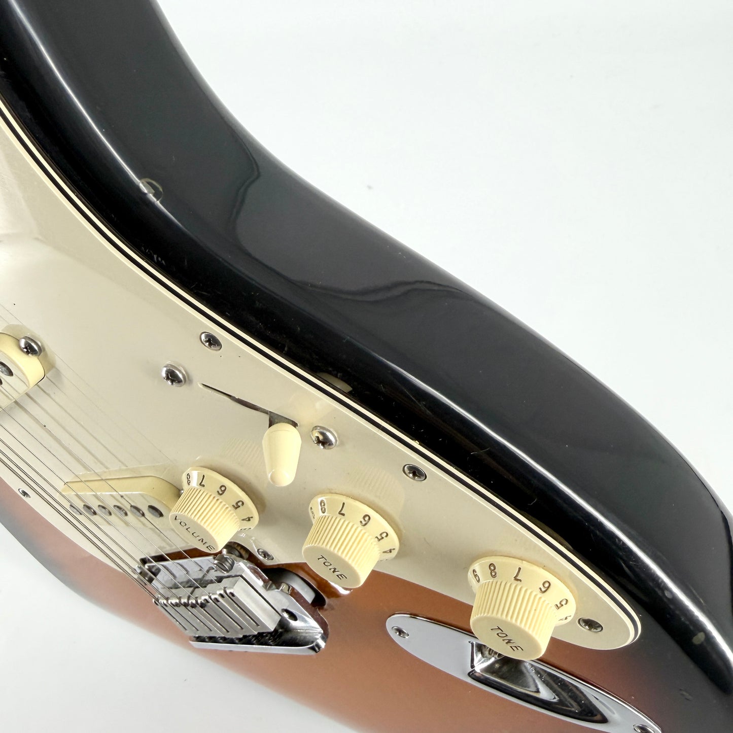 1997 Fender American Standard Stratocaster - Sunburst