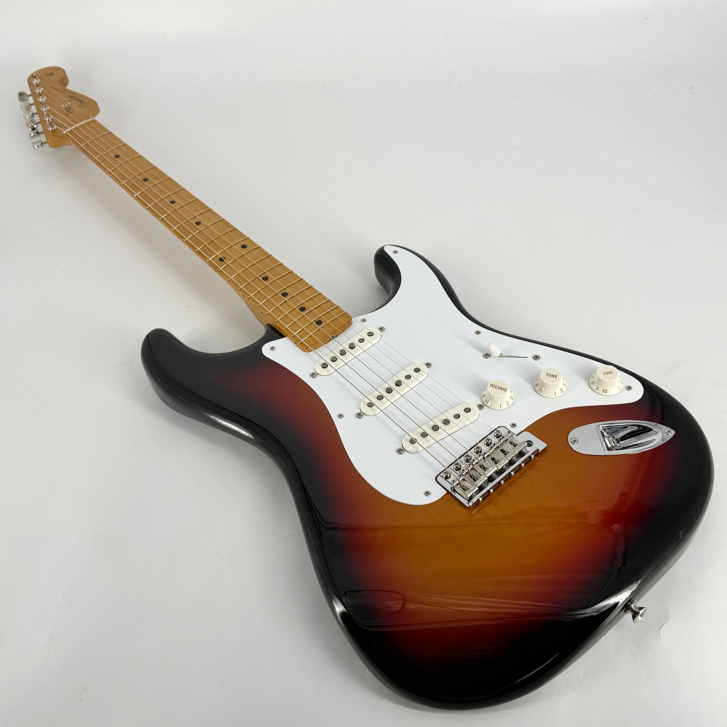 2026 Fender Vintera III Late 50s Stratocaster – 3 Tone Sunburst