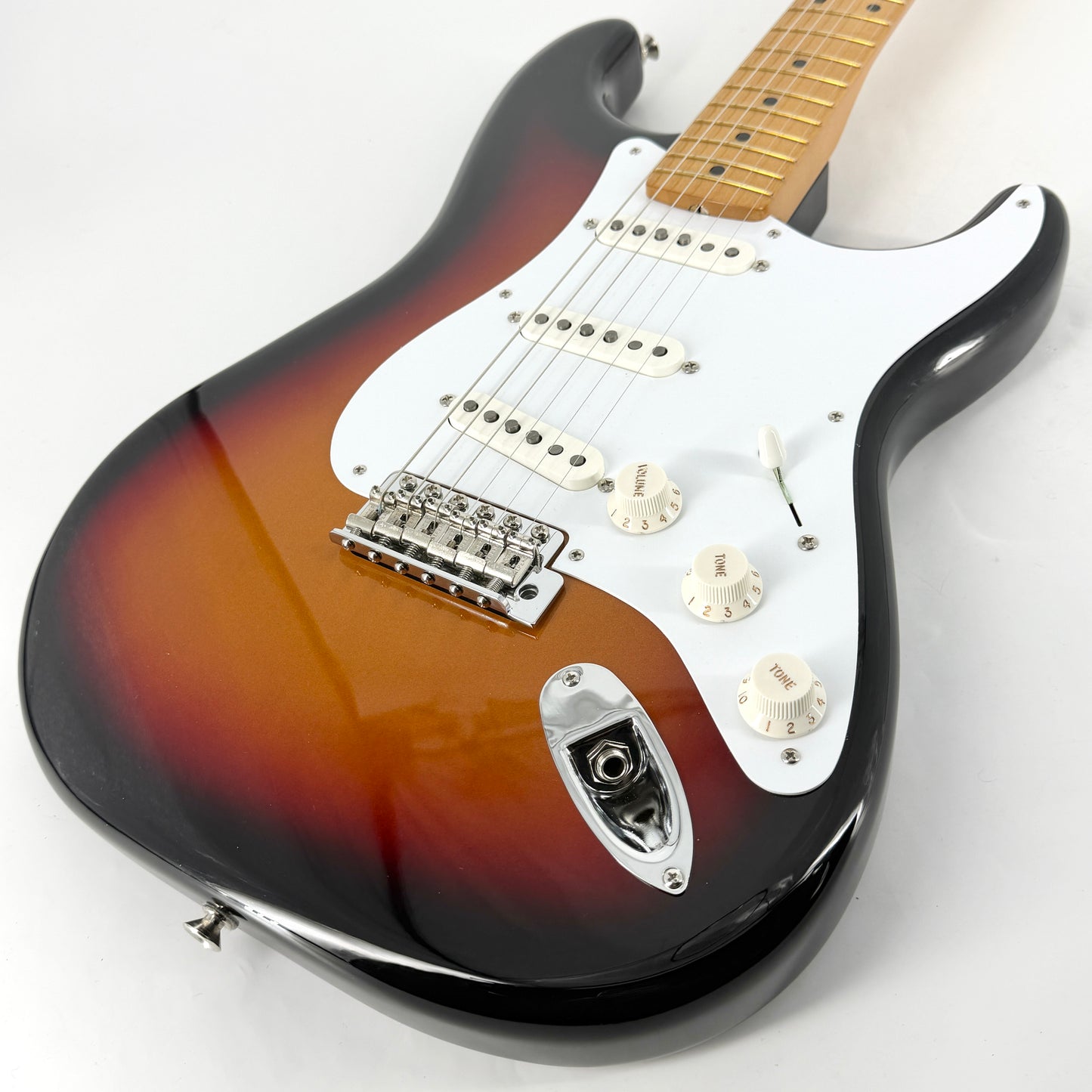 2026 Fender Vintera III Late 50s Stratocaster – 3 Tone Sunburst