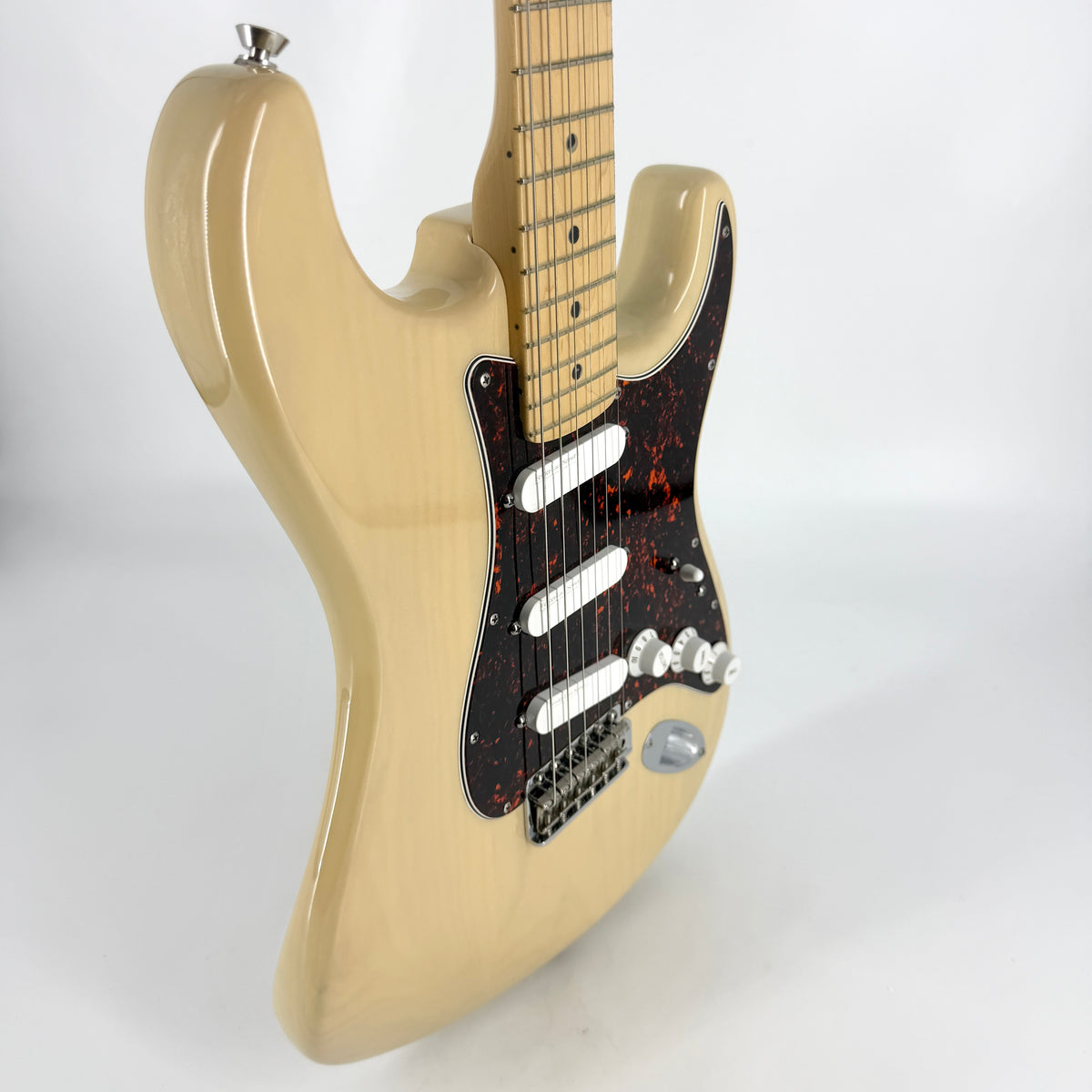 2002 Fender Buddy Guy Signature Stratocaster - Honey Blonde