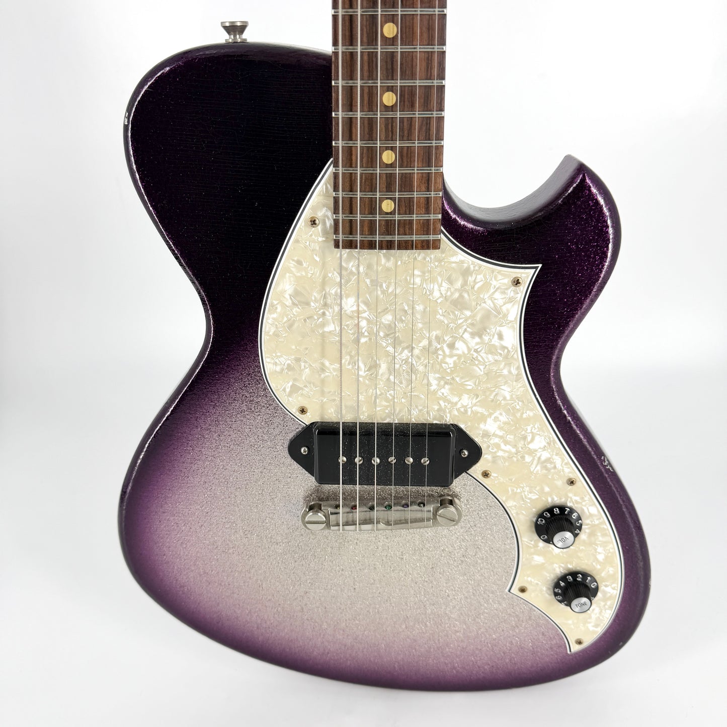 2021 Novo Solus M1 – Grape Jelly Sparkle Burst