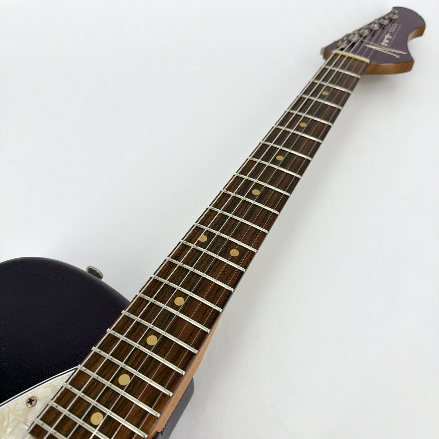 2021 Novo Solus M1 – Grape Jelly Sparkle Burst