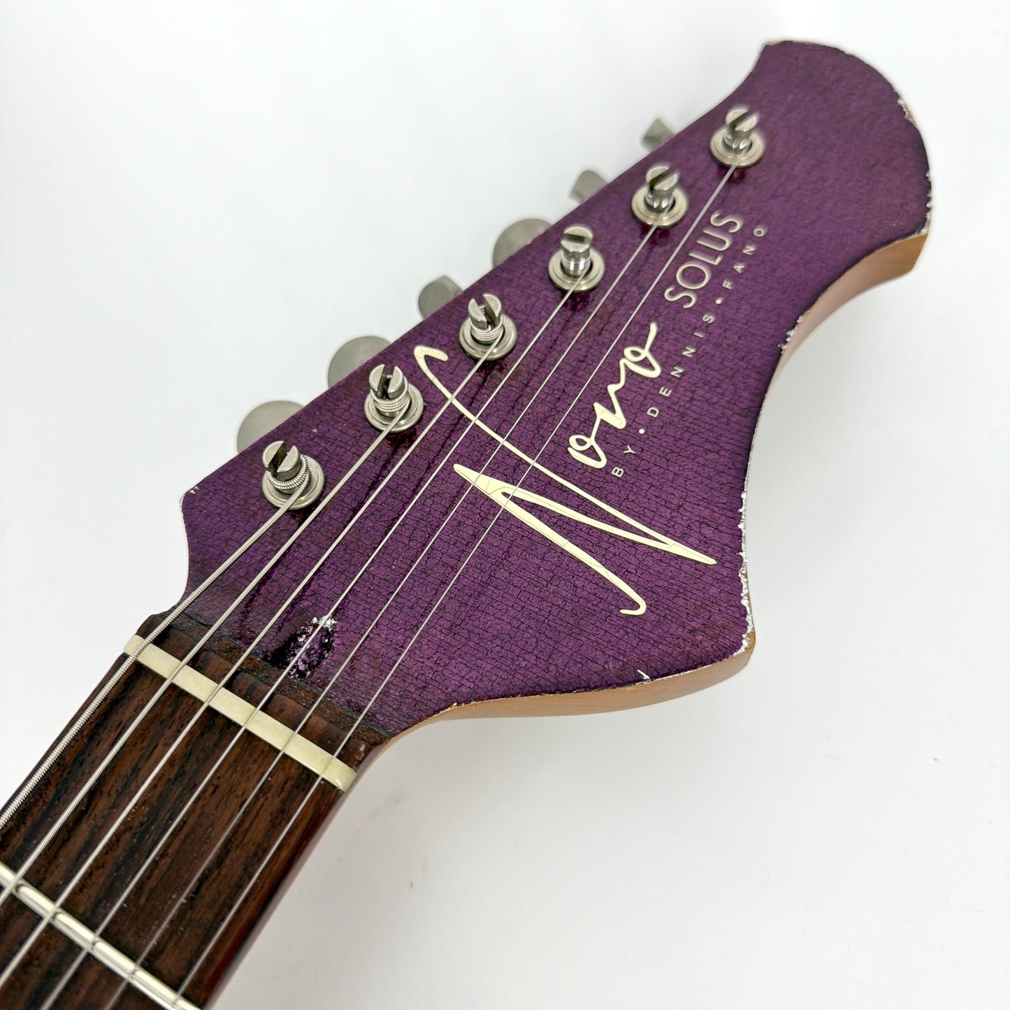 2021 Novo Solus M1 – Grape Jelly Sparkle Burst