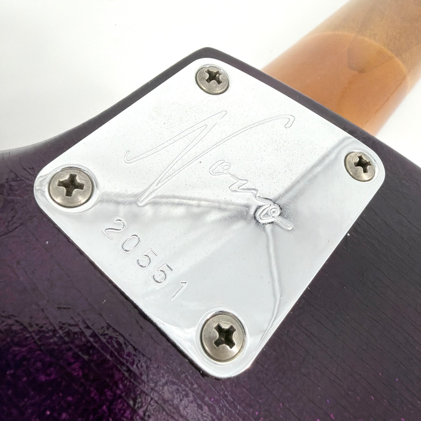 2021 Novo Solus M1 – Grape Jelly Sparkle Burst