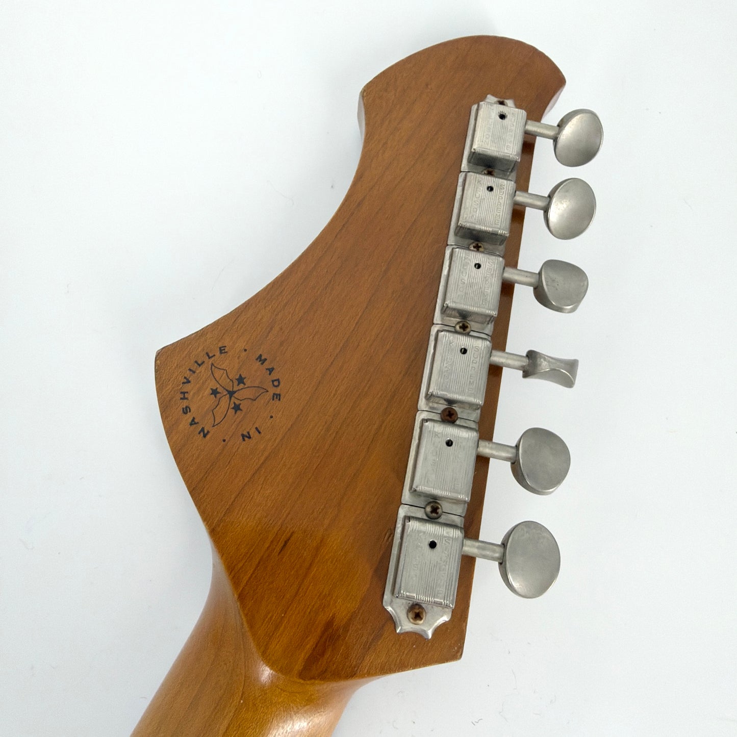 2021 Novo Solus M1 – Grape Jelly Sparkle Burst