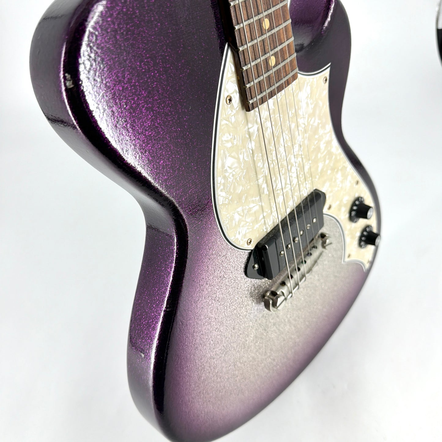 2021 Novo Solus M1 – Grape Jelly Sparkle Burst