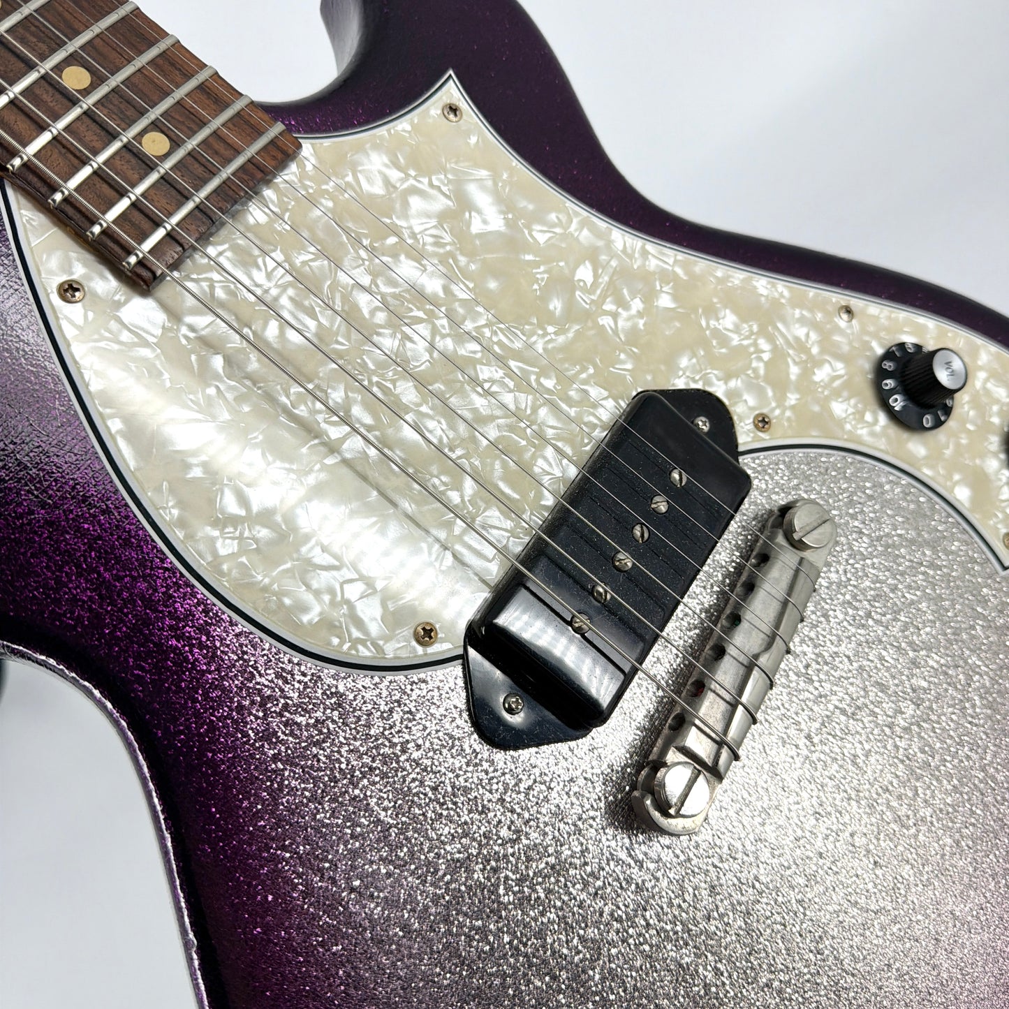 2021 Novo Solus M1 – Grape Jelly Sparkle Burst