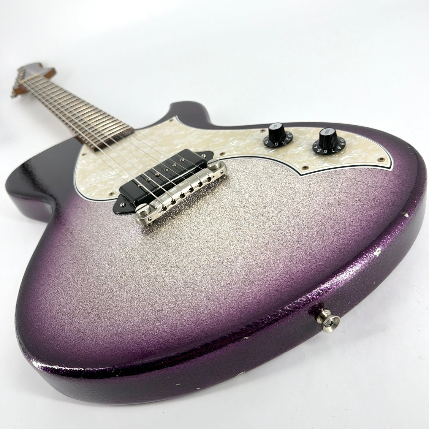 2021 Novo Solus M1 – Grape Jelly Sparkle Burst