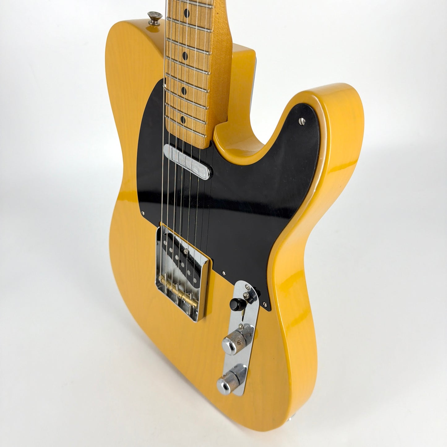 2025 Fender 75th Anniversary Vintera Road Worn 1951 Telecaster - Butterscotch Blonde