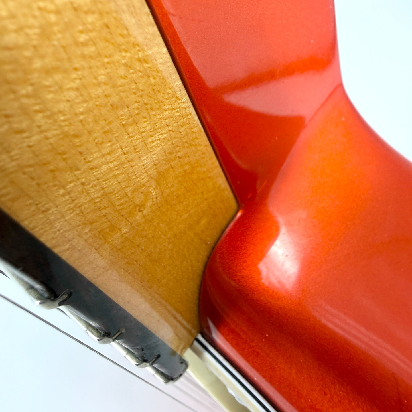 2009 Fender Custom Shop Deluxe Stratocaster – Candy Tangerine