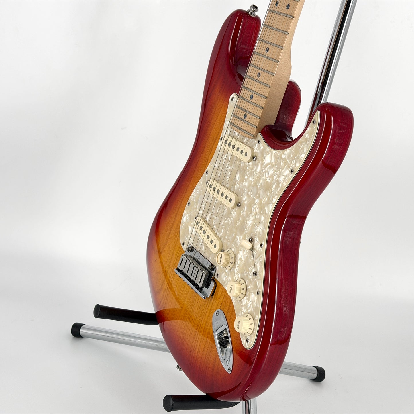 2007 Fender American Deluxe Ash Stratocaster – Aged Cherry Burst