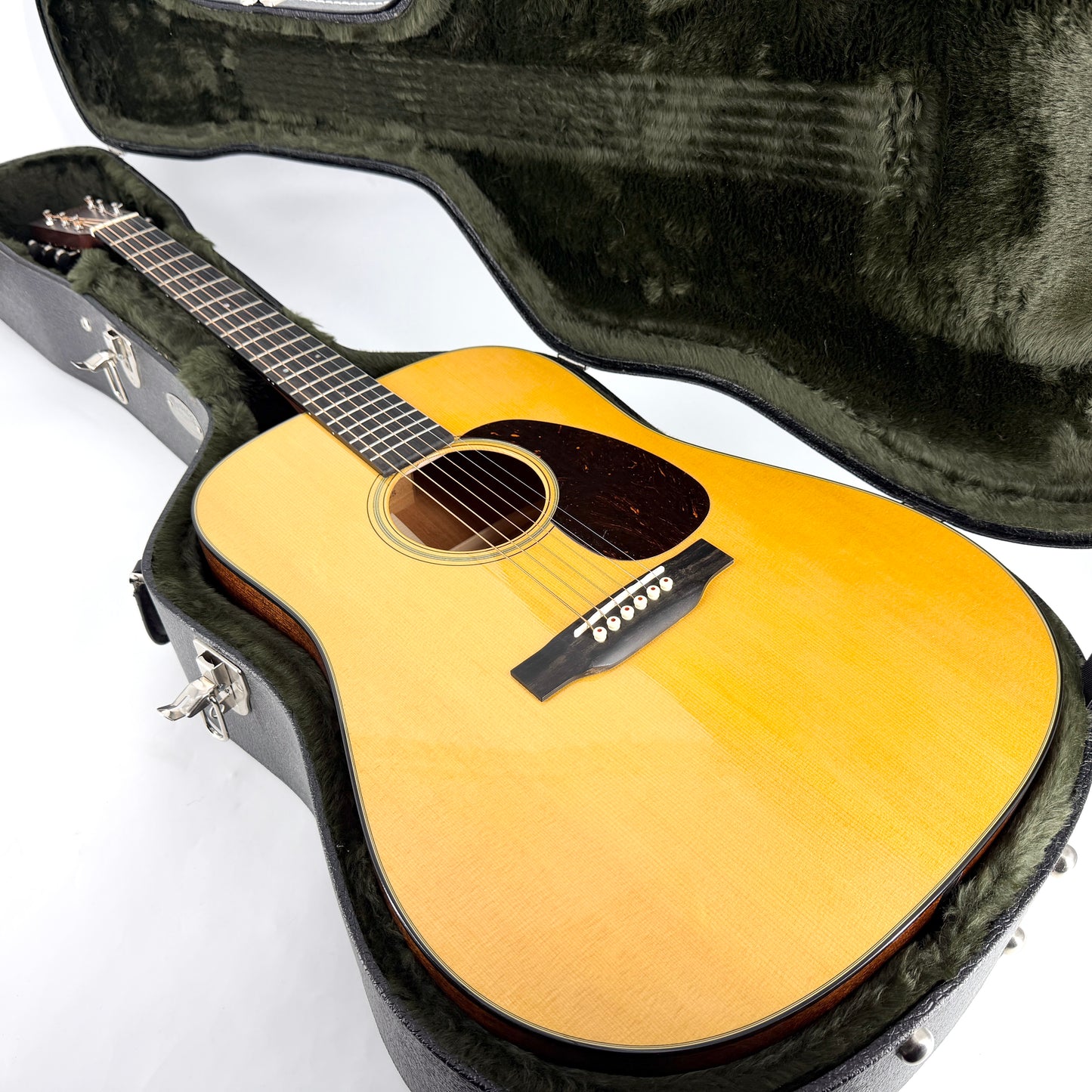 2021 Martin D-18 – Natural