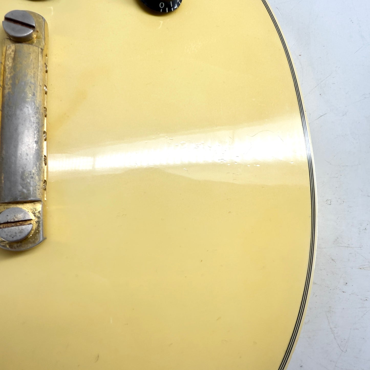 1977 Gibson Les Paul Custom - Alpine White