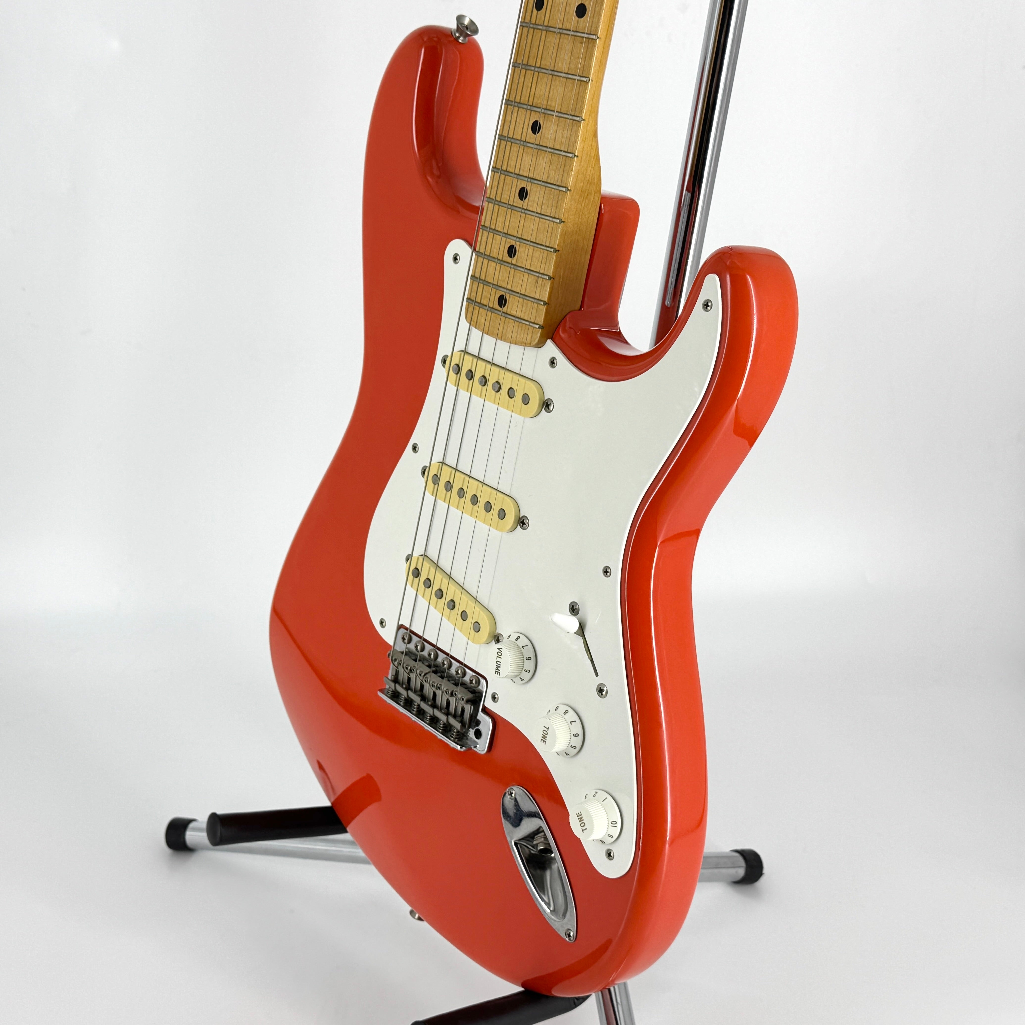 魔改造 Squier Stratocaster 1991 Fender Squier Hank Marvin Japan Stratocaster – Fiesta Red