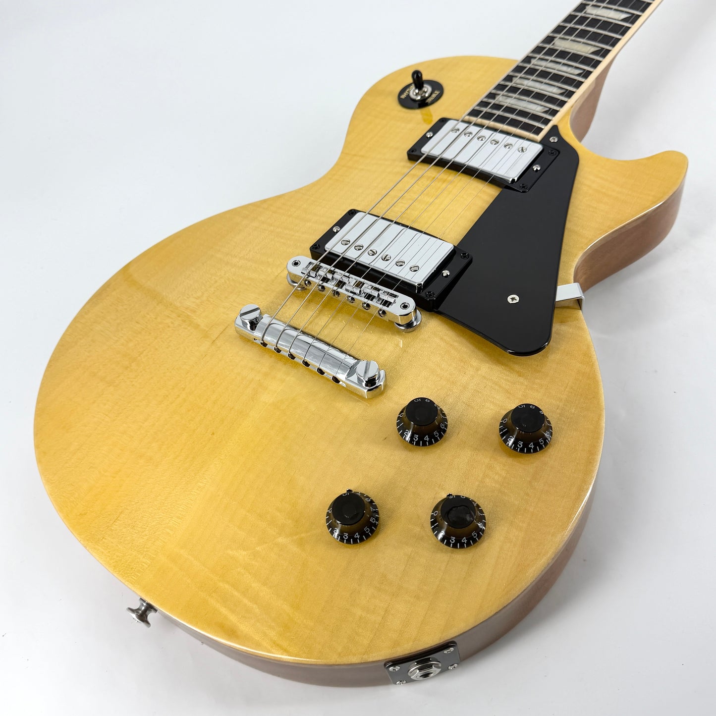 2025 Gibson Les Paul Studio Figured - Antique Natural