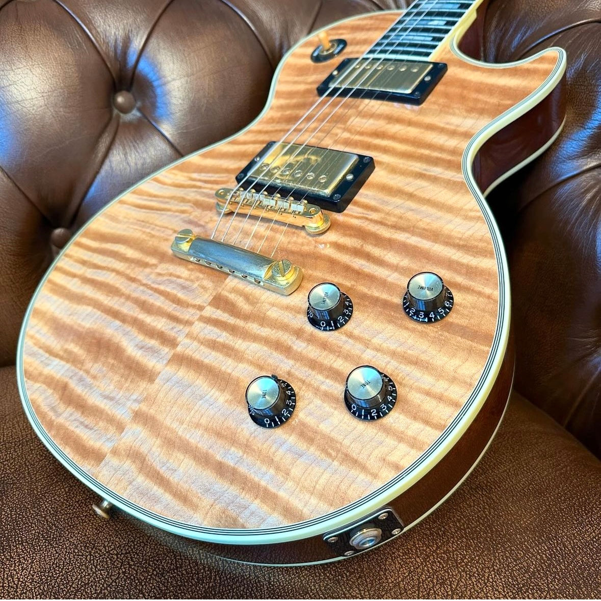 2007 Gibson Shop '68 Les Paul Custom Flame – Vintage Natural